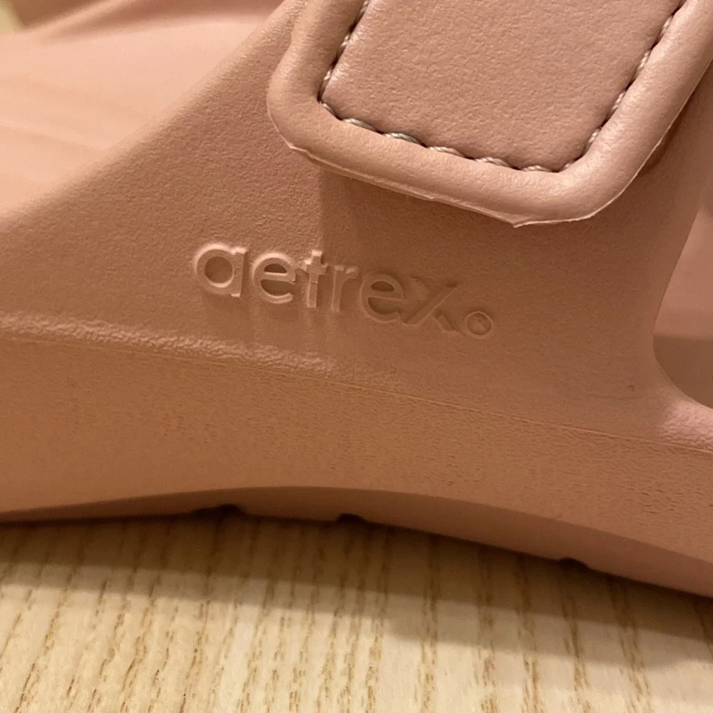 Aetrex Kaia Sandals Womens Size 11 Rose Pink Adjustable Straps Comfort Slip On